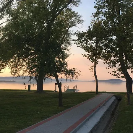 Fenyves Homestay Balatonfenyves