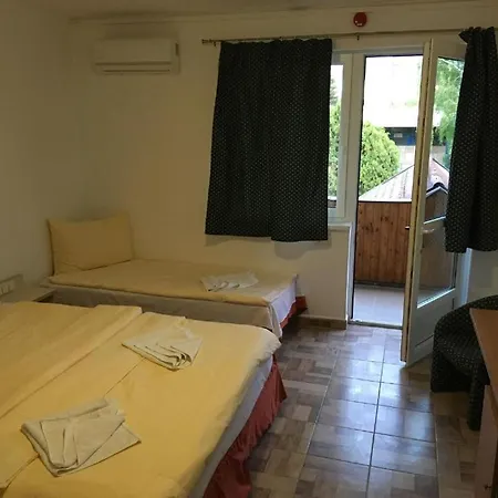 Fenyves Homestay