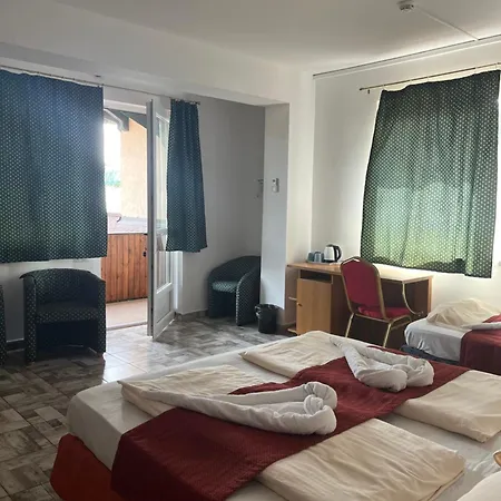 Fenyves Homestay Balatonfenyves